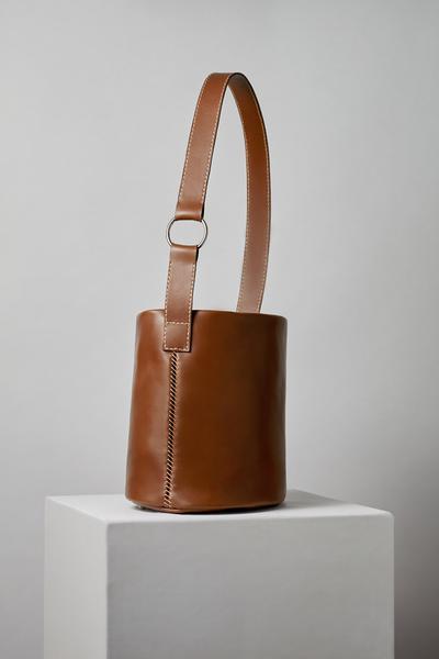 706 Bucket Bag in Cinnamon