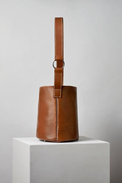 706 Bucket Bag in Cinnamon